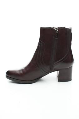 Дамски боти Tamaris2