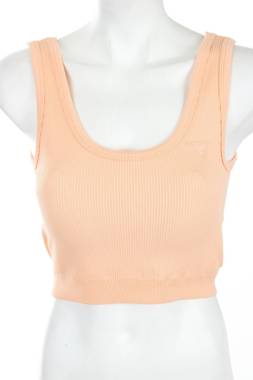 Спортен сутиен Guess1