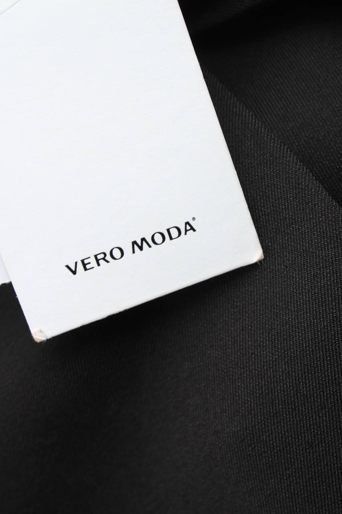 Пола-панталон Vero Moda3 - Contour.bg Пола-панталон Vero Moda3