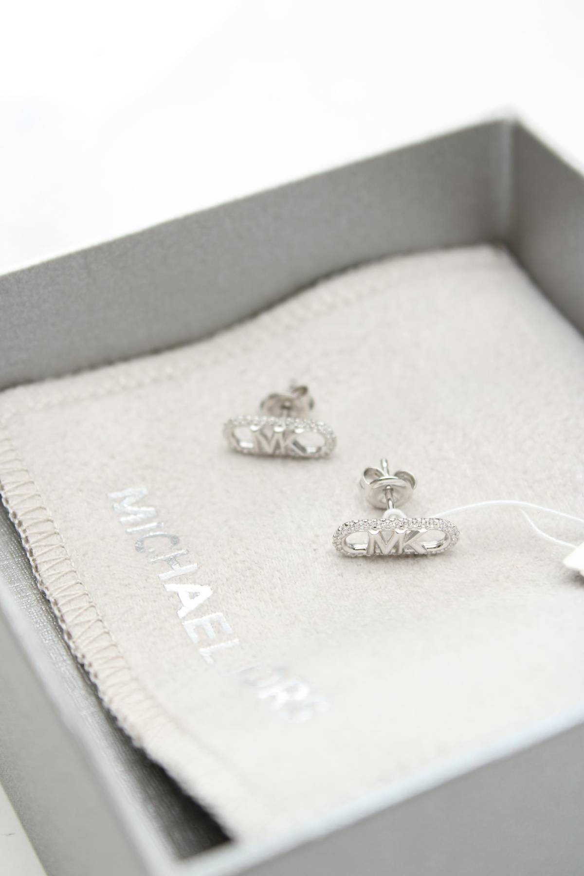 Обици Michael Kors3