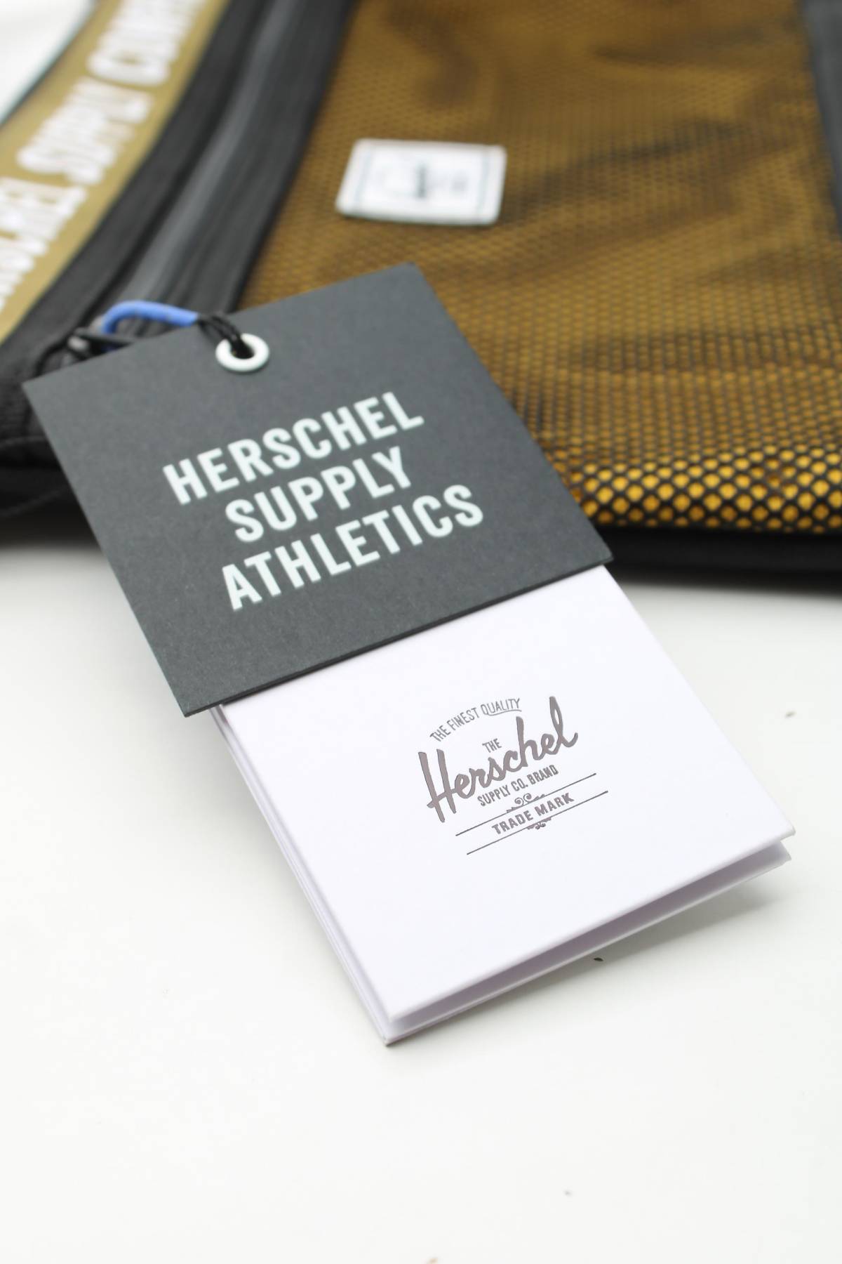 Чанта Herschel Supply Co.4 - Contour.bg Чанта Herschel Supply Co.4