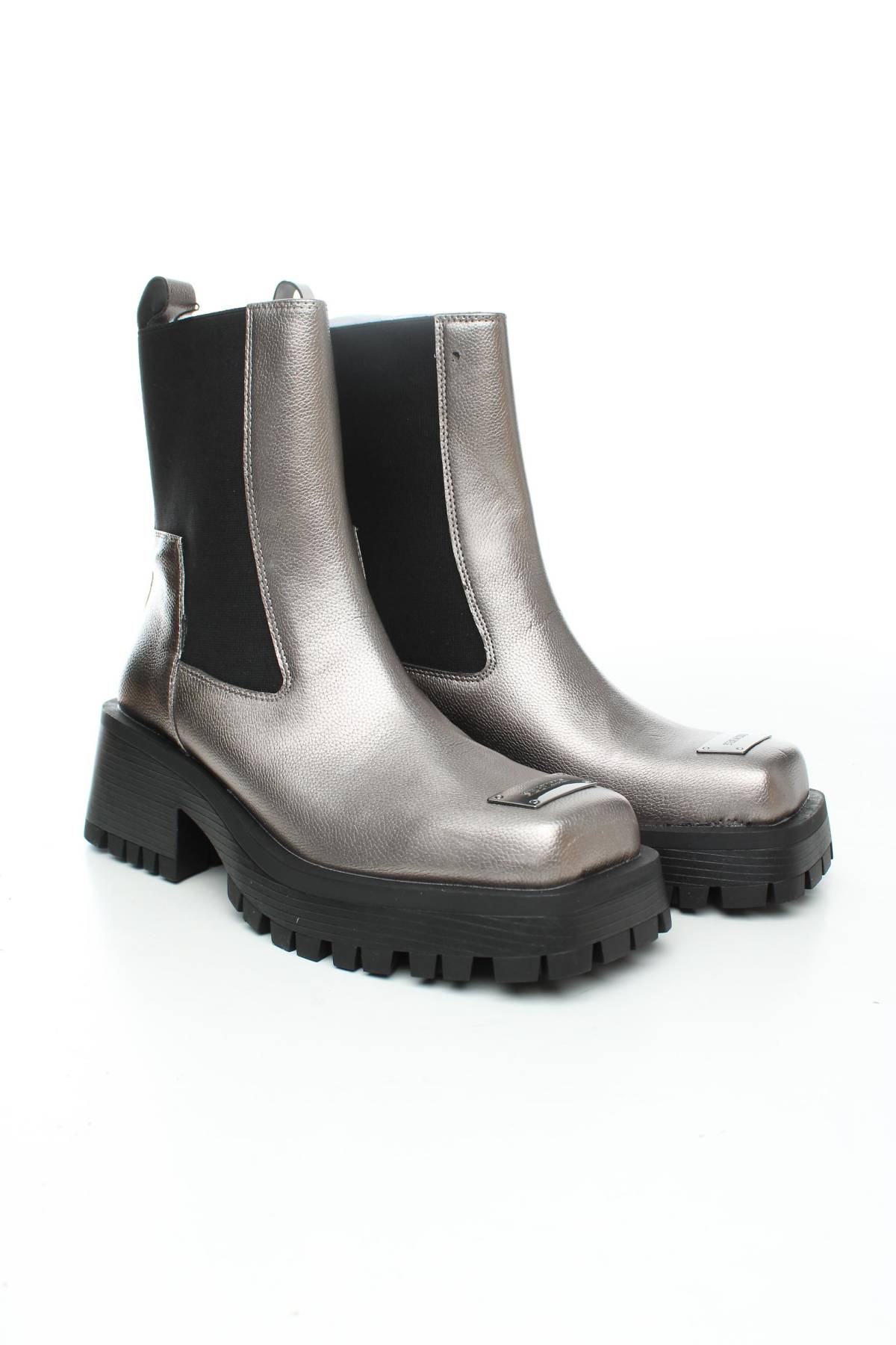 Дамски боти Steve Madden3