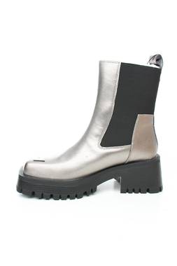 Дамски боти Steve Madden2