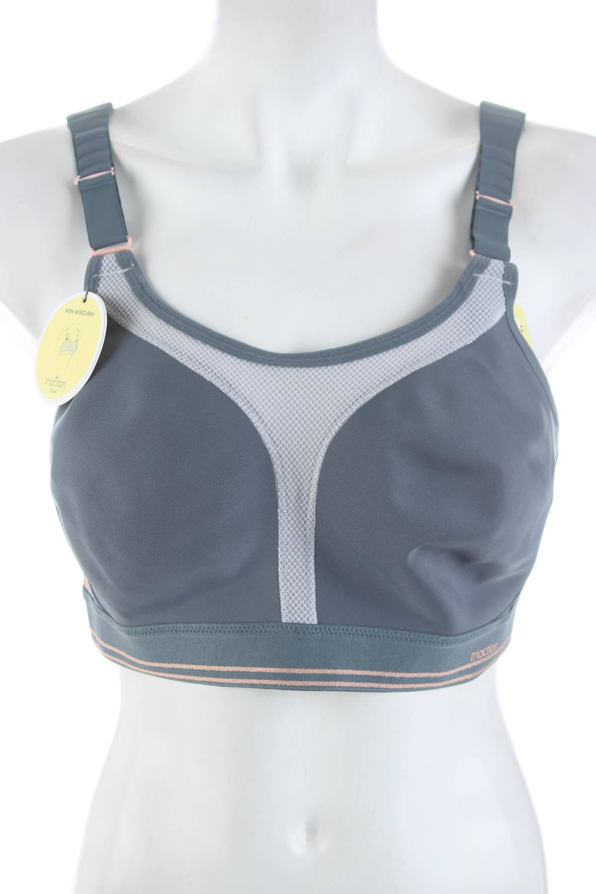 Спортен сутиен Triumph Triaction1