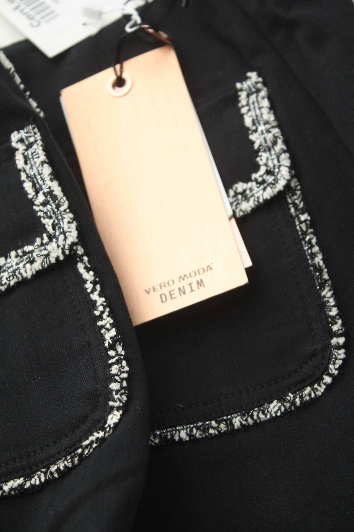 Φούστα Vero Moda3