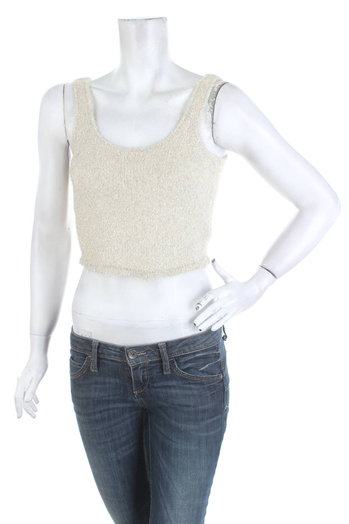 Γυναικείο αμάνικο Guess1