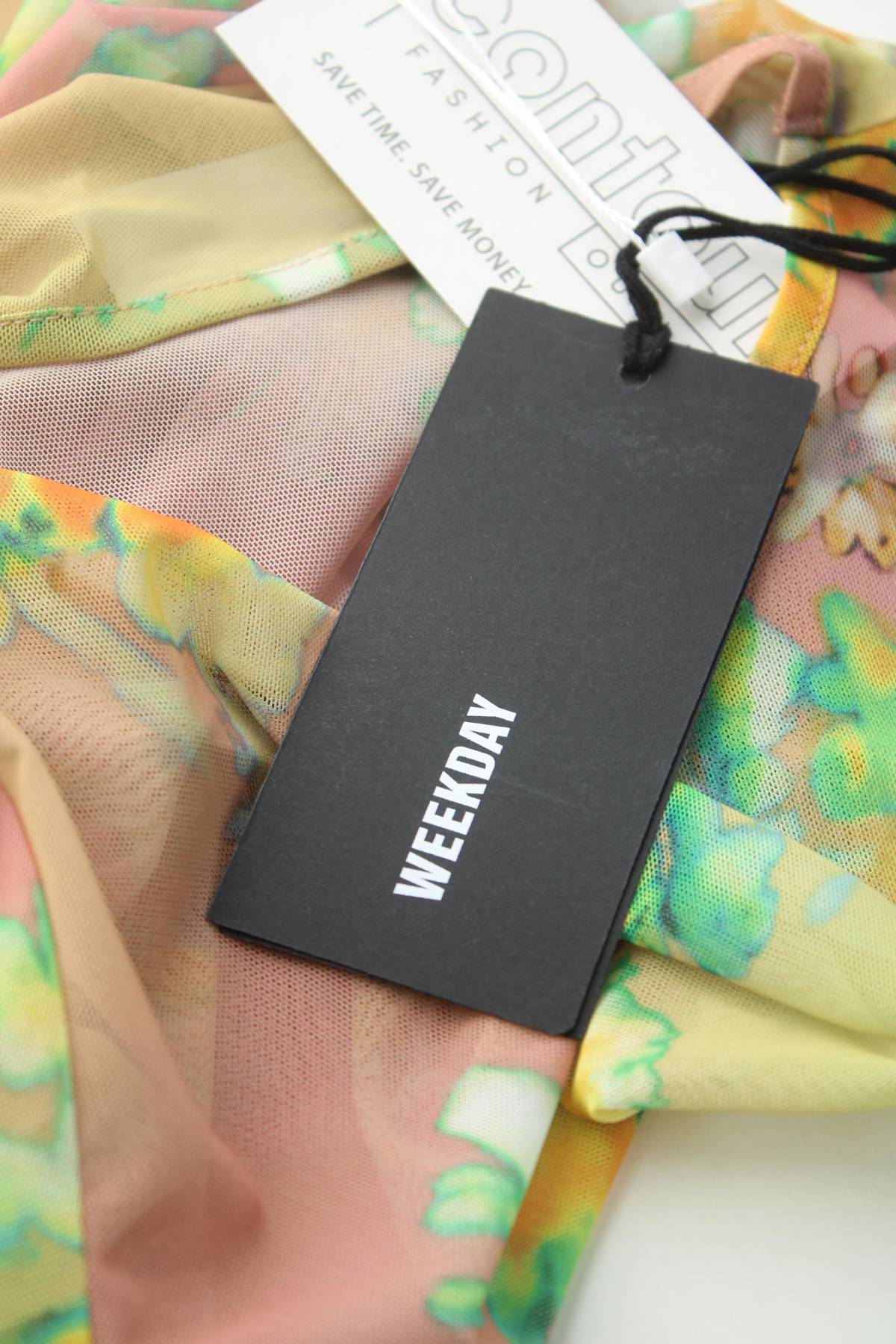 Дамска блуза Weekday3