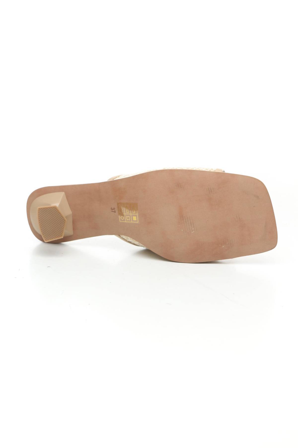 Чехли Befree4 - Contour.bg Чехли Befree4
