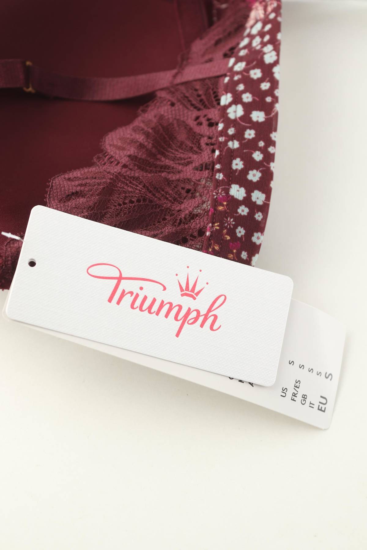 Сутиен Triumph3 - Contour.bg Сутиен Triumph3