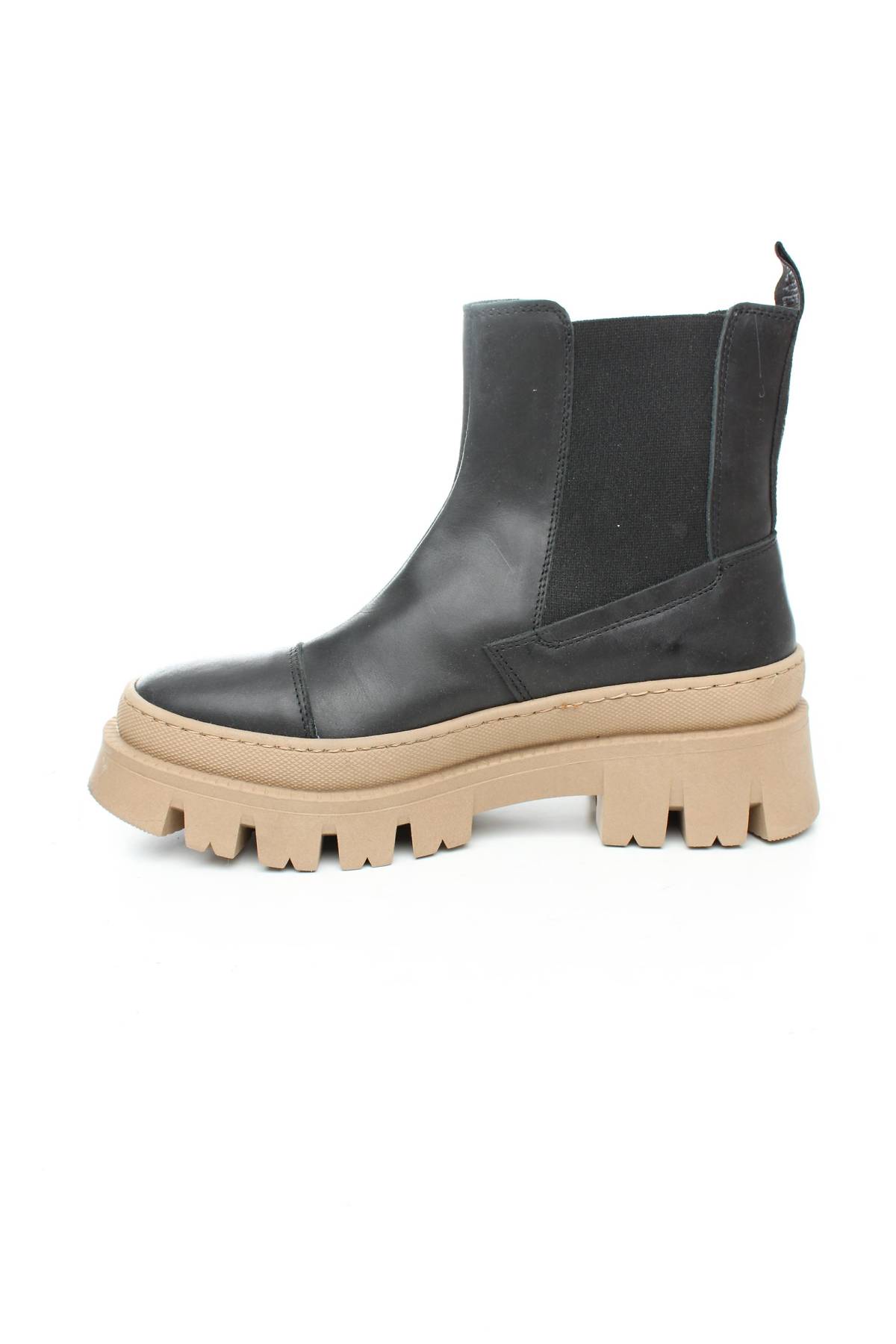 Дамски боти Steve Madden2