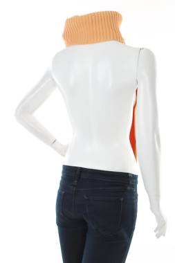 Декоративна яка Vero Moda2