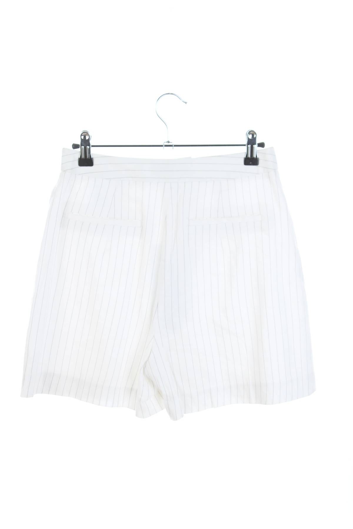 Дамски къс панталон Vero Moda Classic2