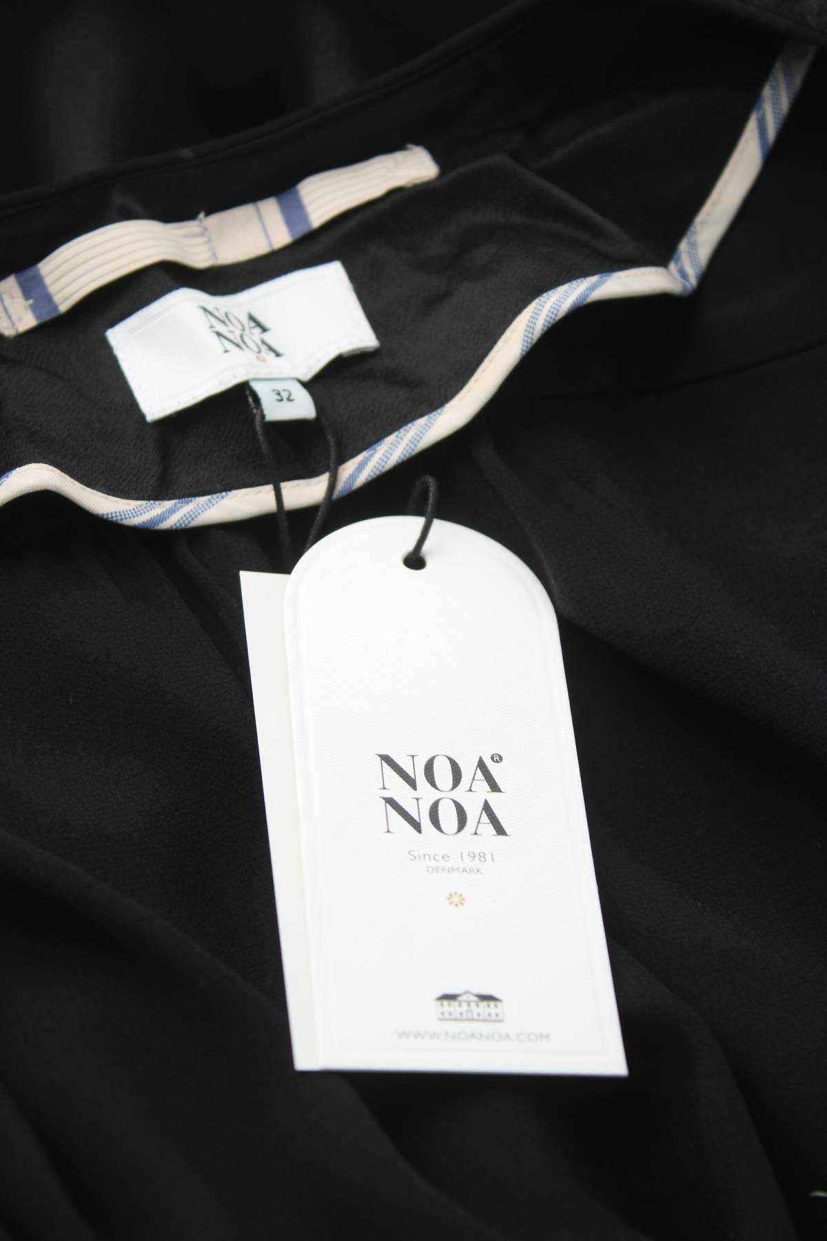 Φορέματα Noa Noa3