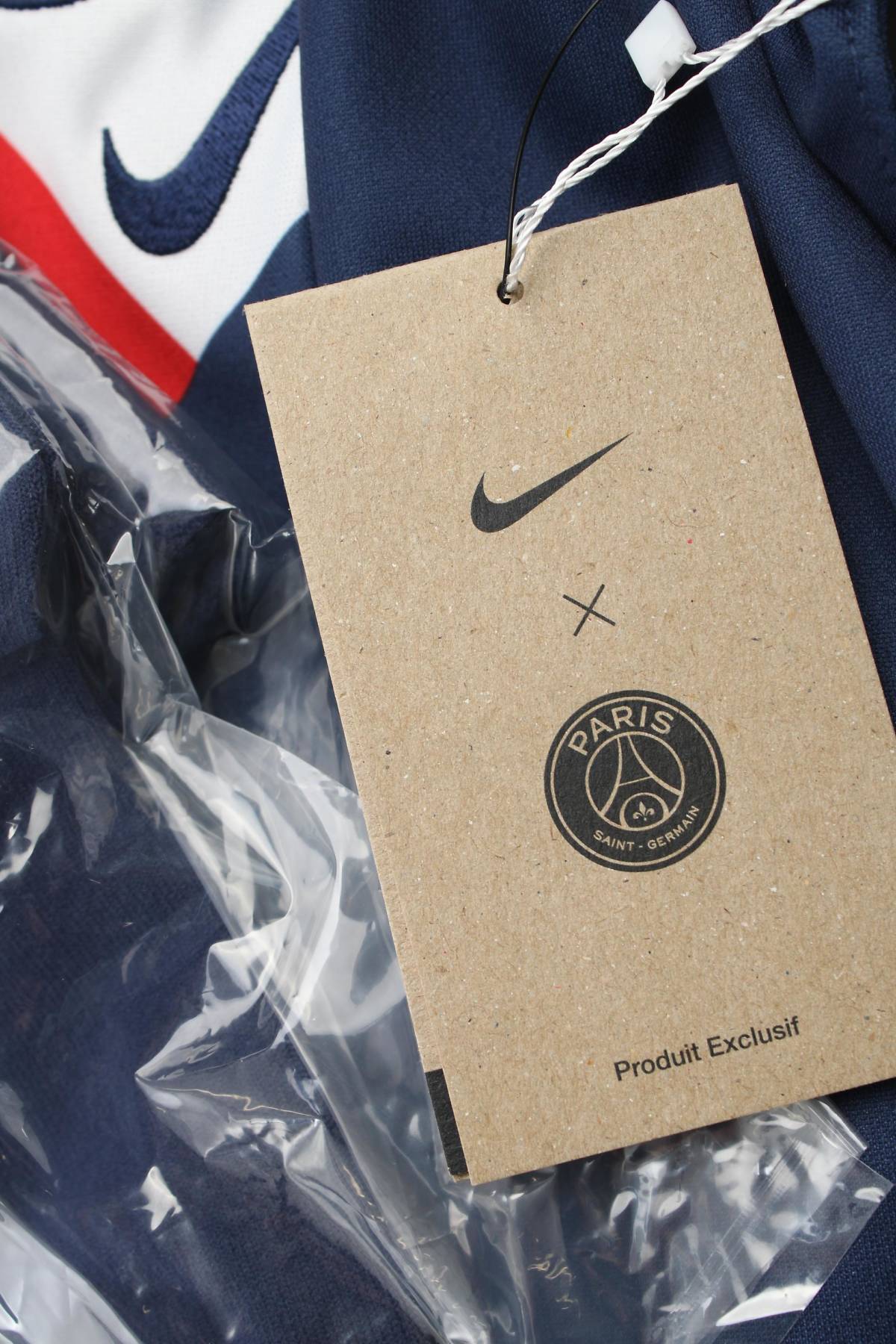 Спортен екип Nike x Paris Saint-Germain4