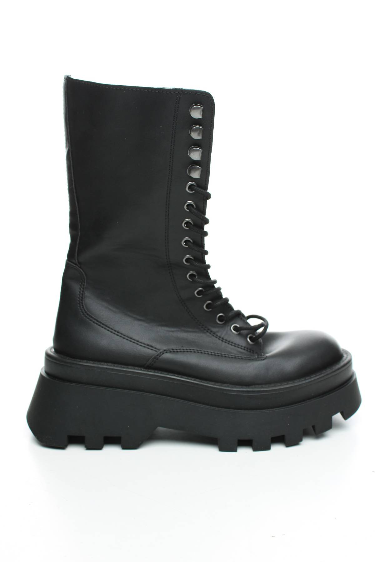 Дамски боти Pull & Bear1