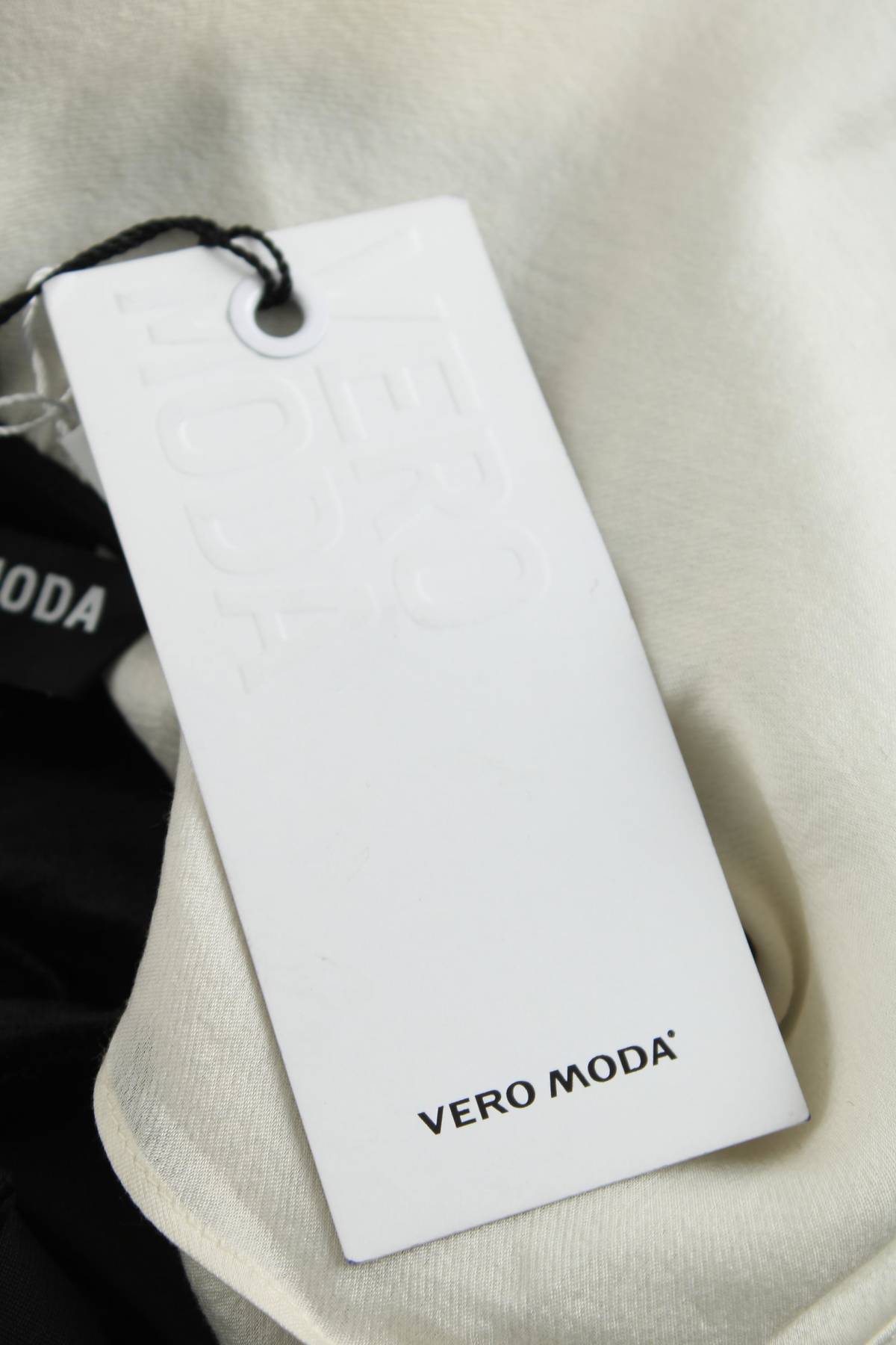 Рокля Vero Moda3