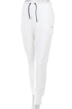 Дамско спортно долнище Emporio Armani1 - Contour.bg Дамско спортно долнище Emporio Armani1