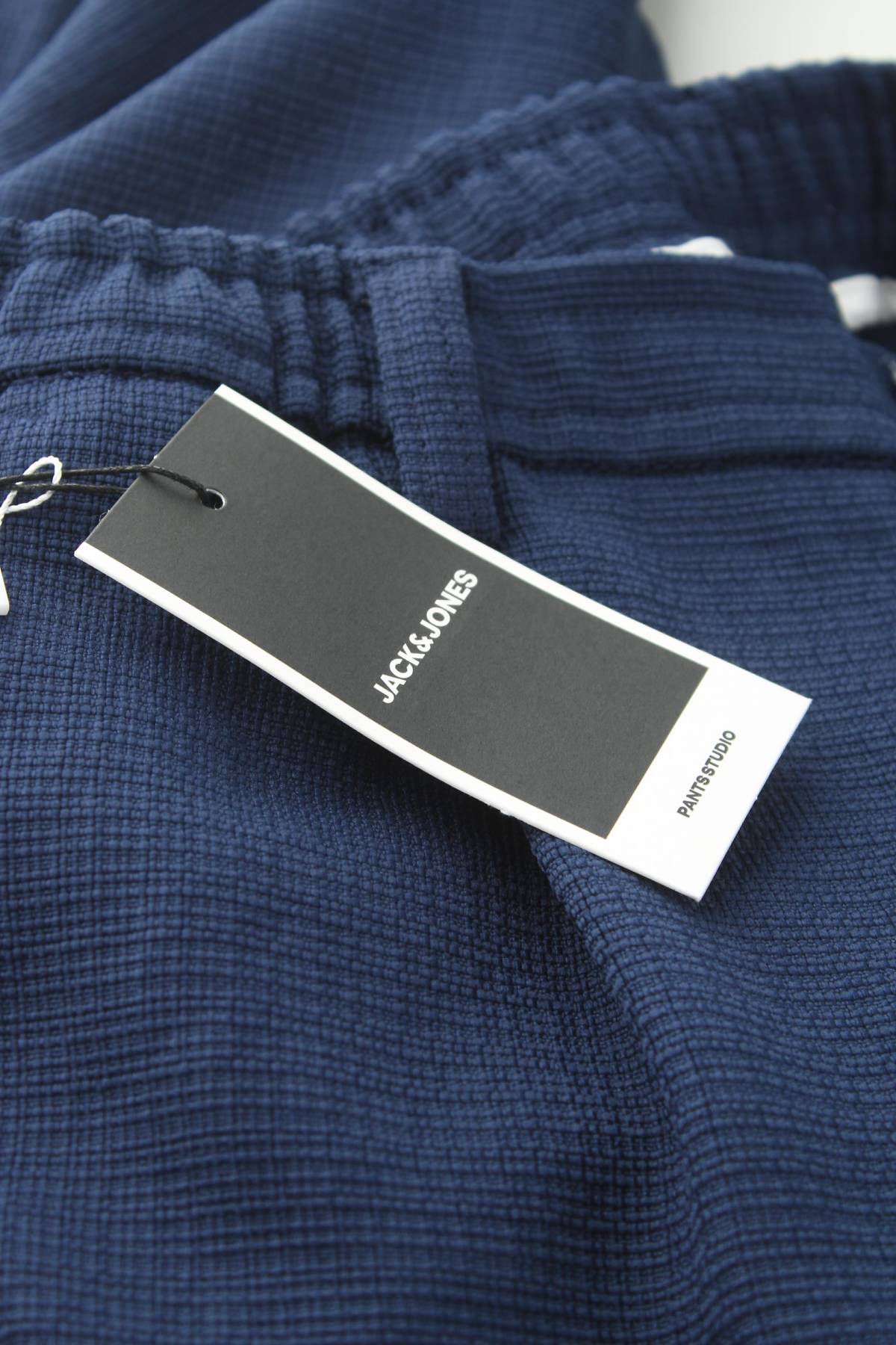 Мъжки панталон Jack & Jones3