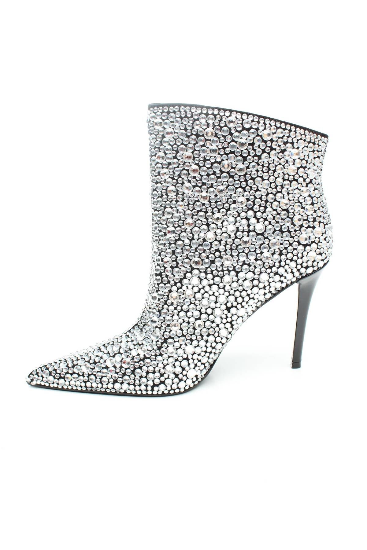 Дамски боти Steve Madden2