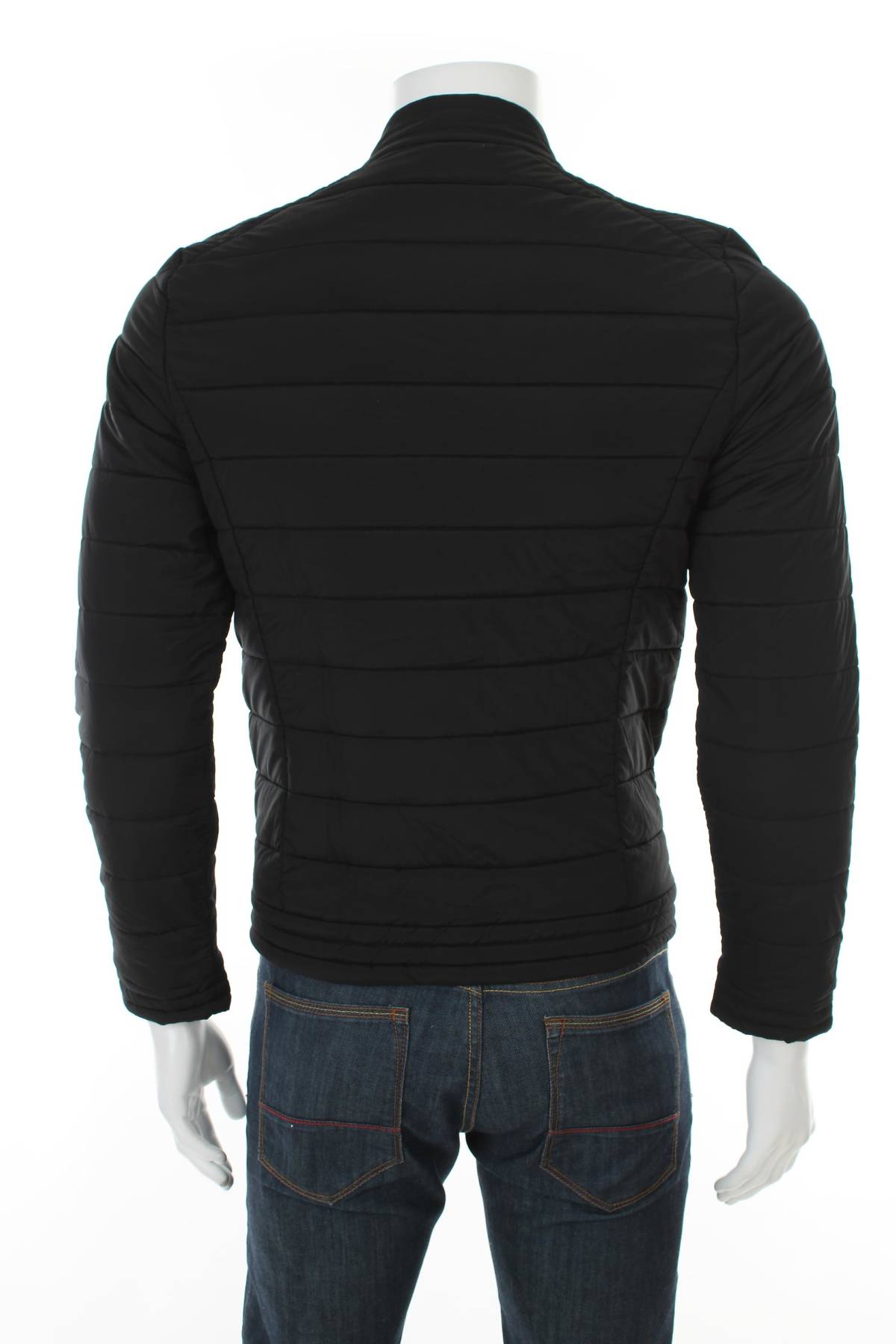 Мъжко яке Guess2