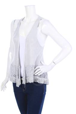 Дамска жилетка Hollister1 - Contour.bg Дамска жилетка Hollister1