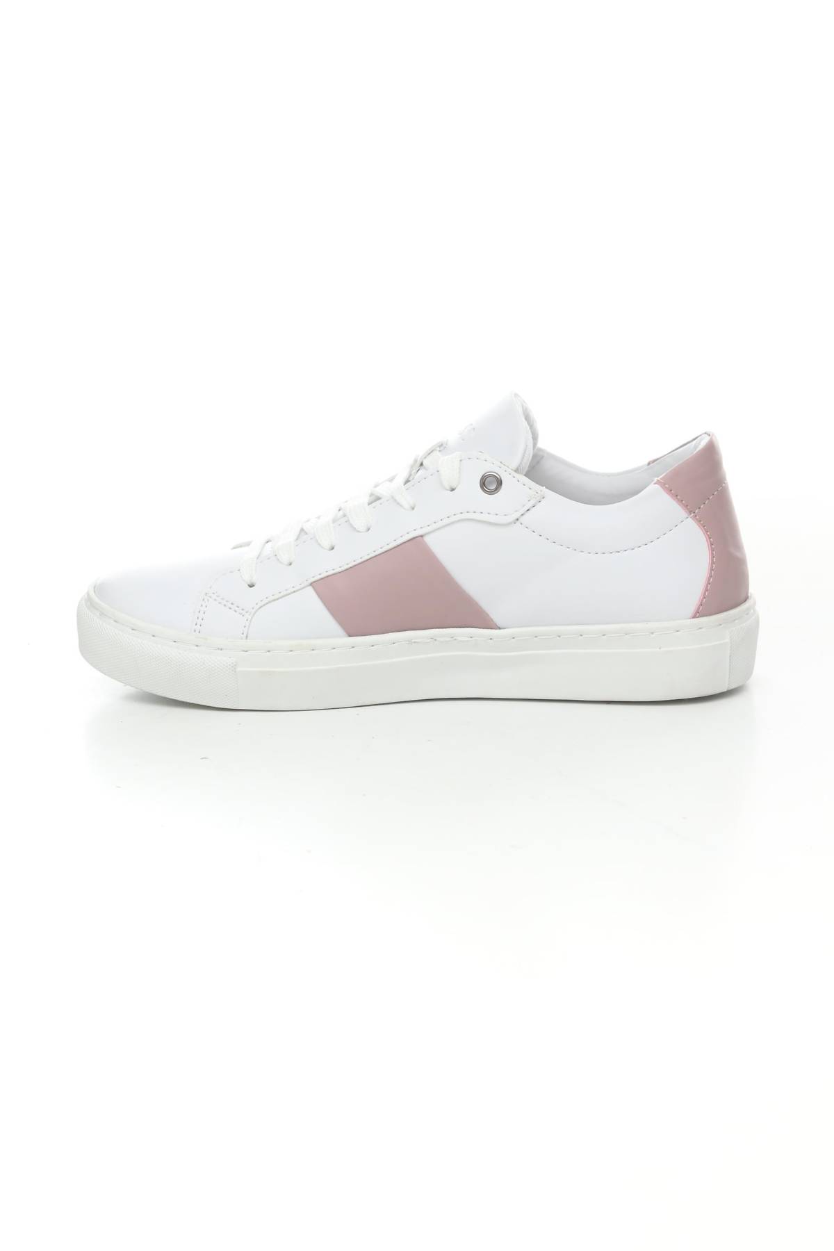 Sneakers Guess2