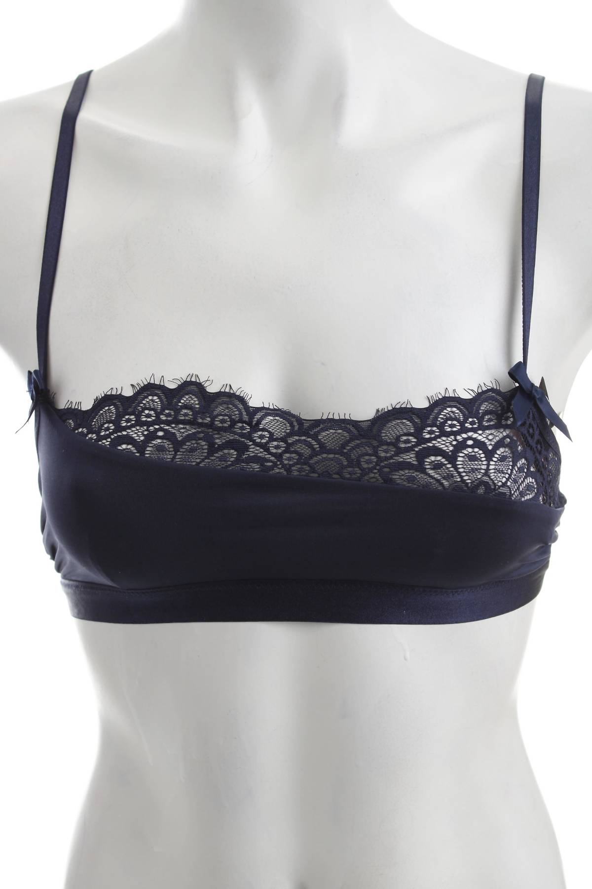 Сутиен Hunkemoller1