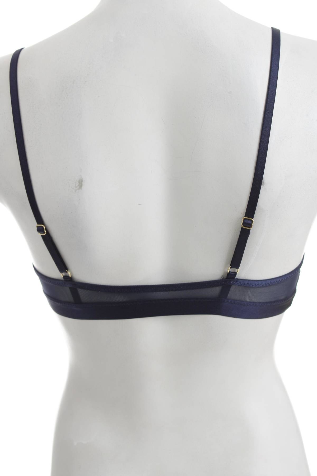 Сутиен Hunkemoller2