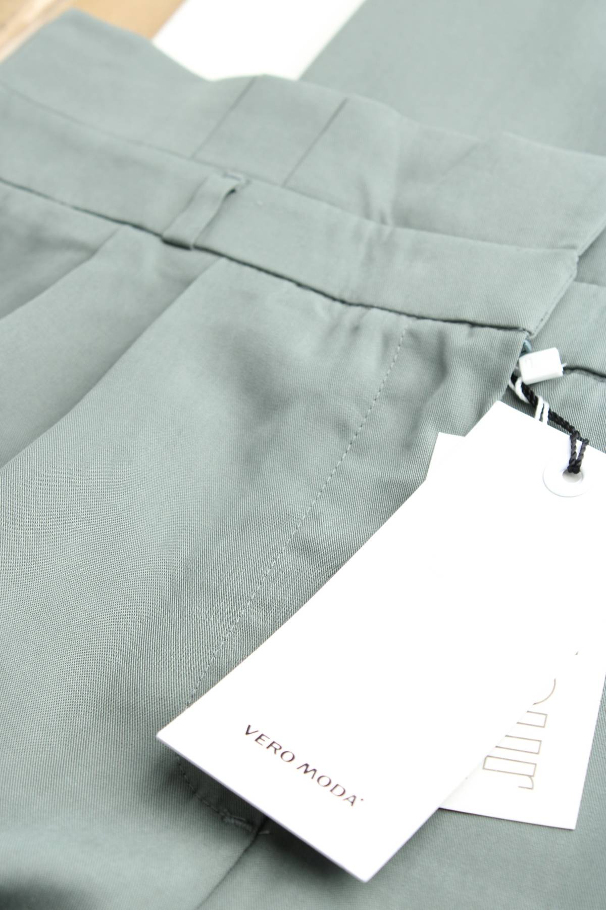 Дамски панталон Vero Moda3