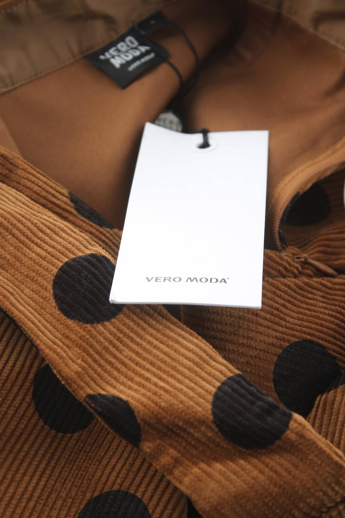 Φούστα Vero Moda3