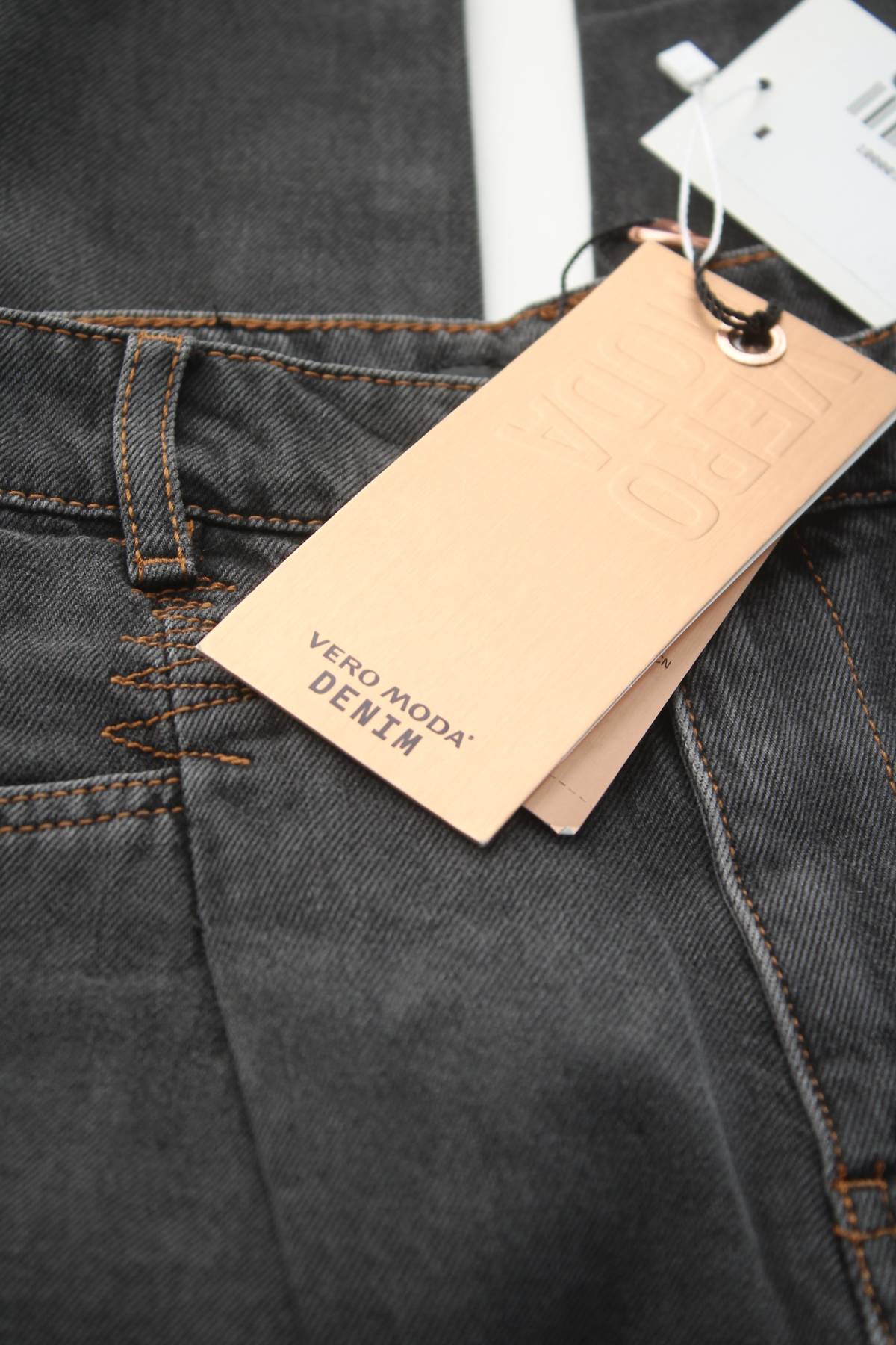 Γυναικεία τζιν Vero Moda3