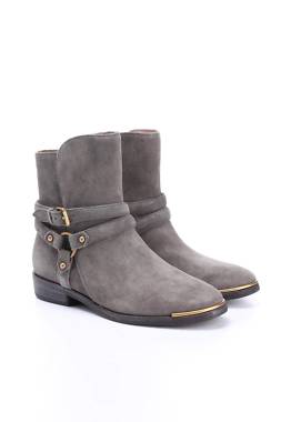 Дамски боти UGG Australia1 - Contour.bg Дамски боти UGG Australia1