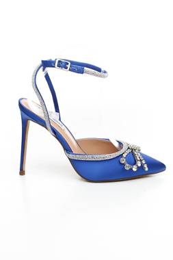 Σανδάλια Steve Madden1