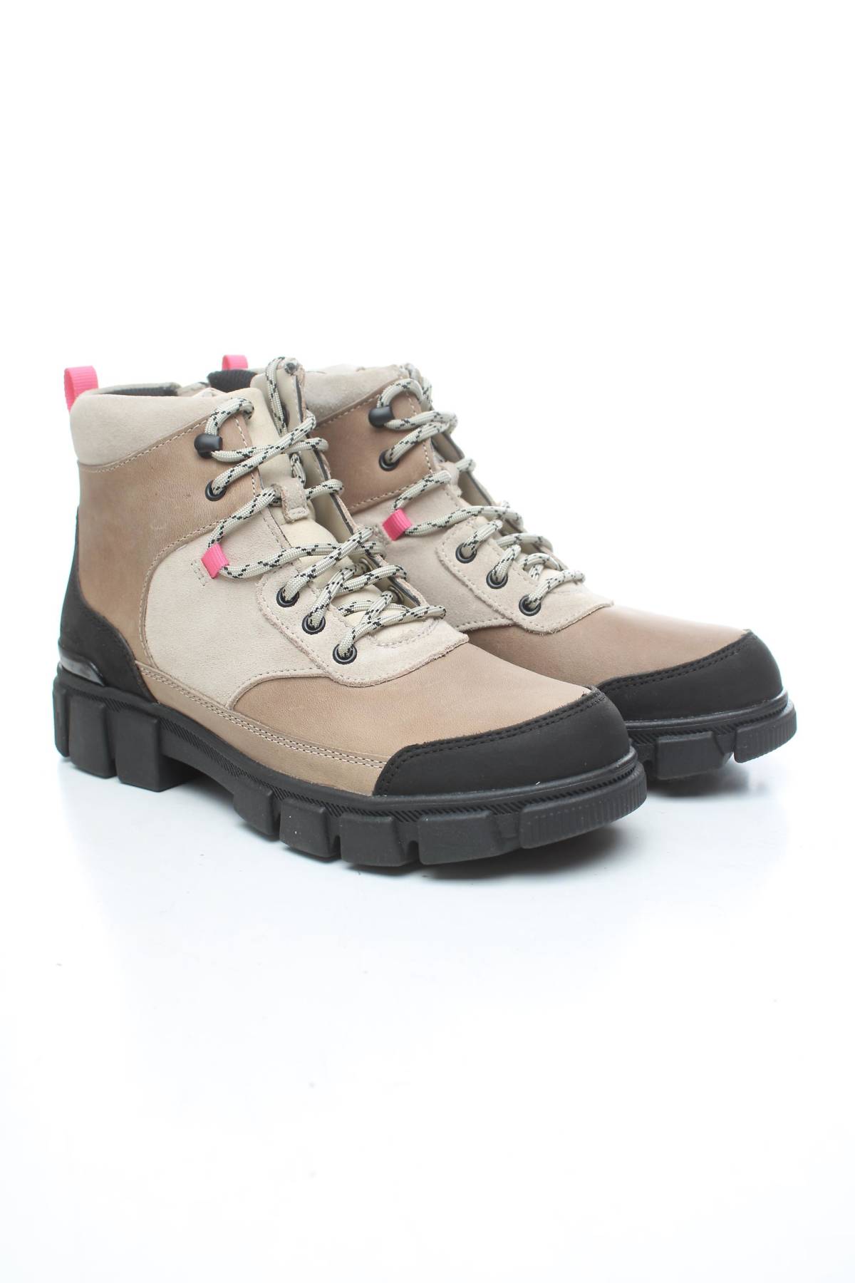 Детски обувки Clarks3 - Contour.bg Детски обувки Clarks3