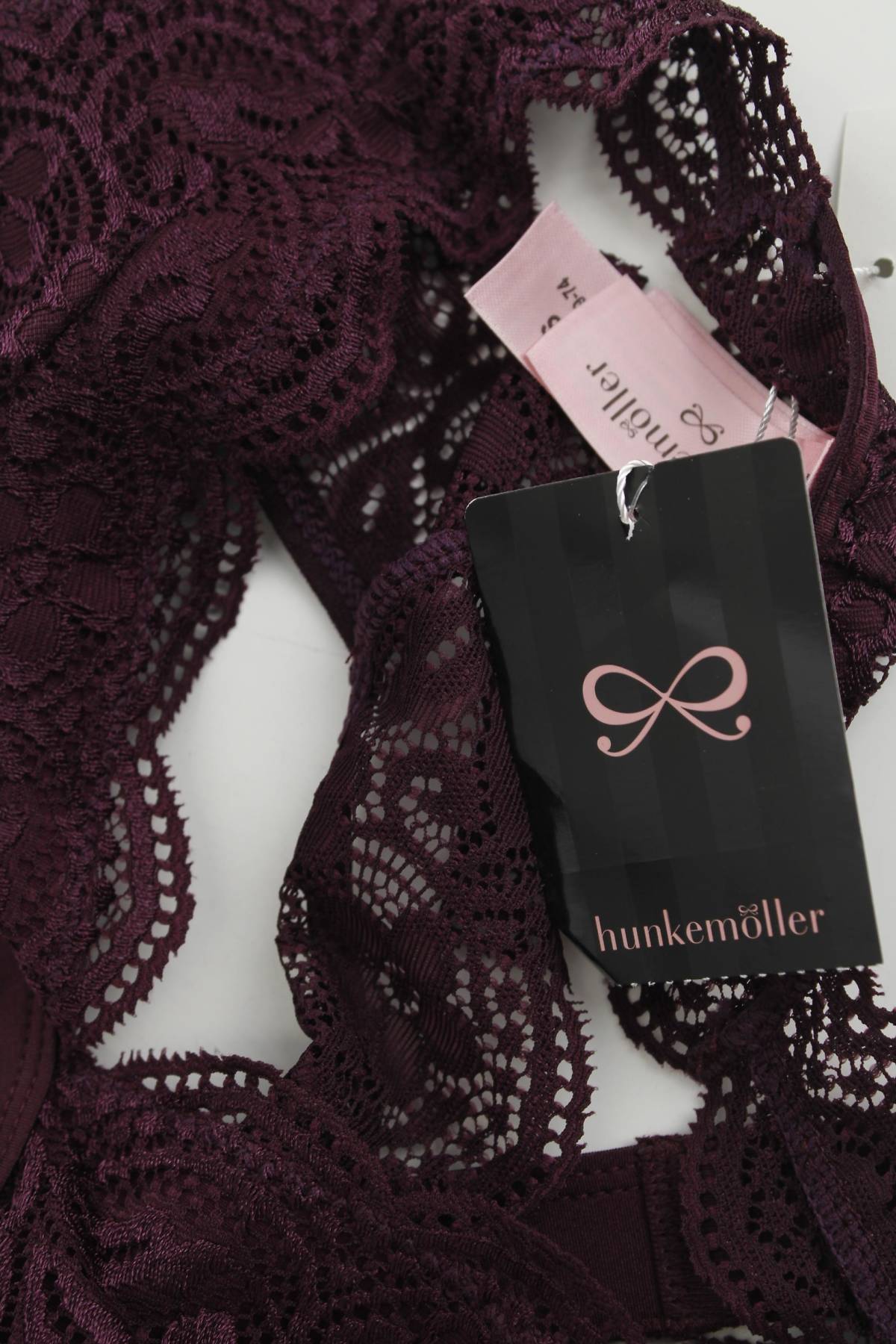 Сутиен Hunkemoller3 - Contour.bg Сутиен Hunkemoller3