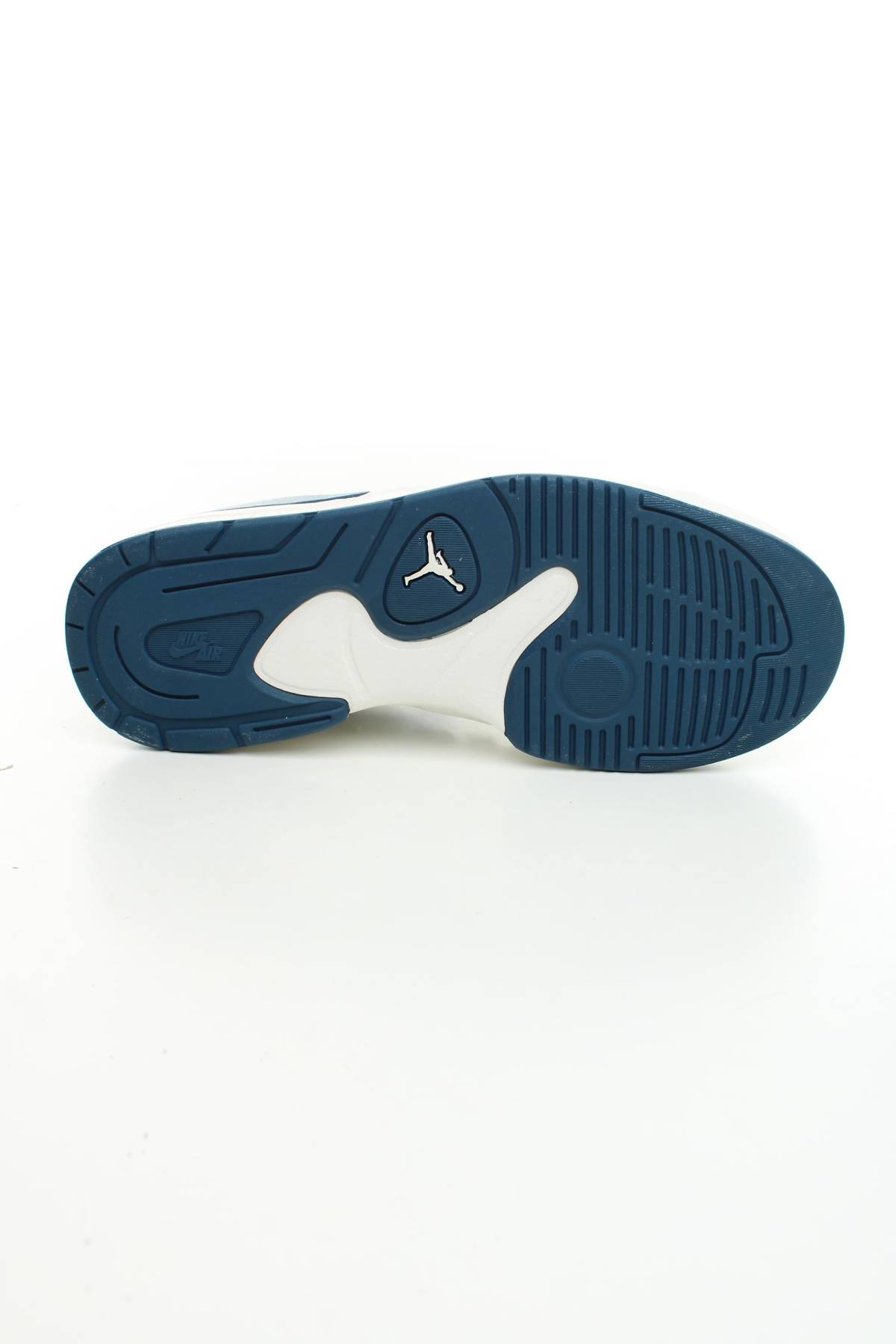 Кецове Nike Jordan4 - Contour.bg Кецове Nike Jordan4
