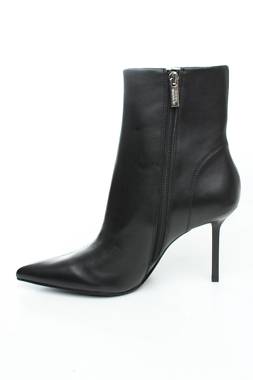 Дамски боти Steve Madden2