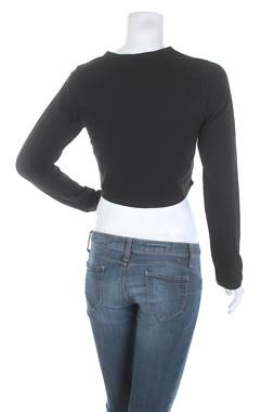 Γυναικεία μπλούζα Hollister2