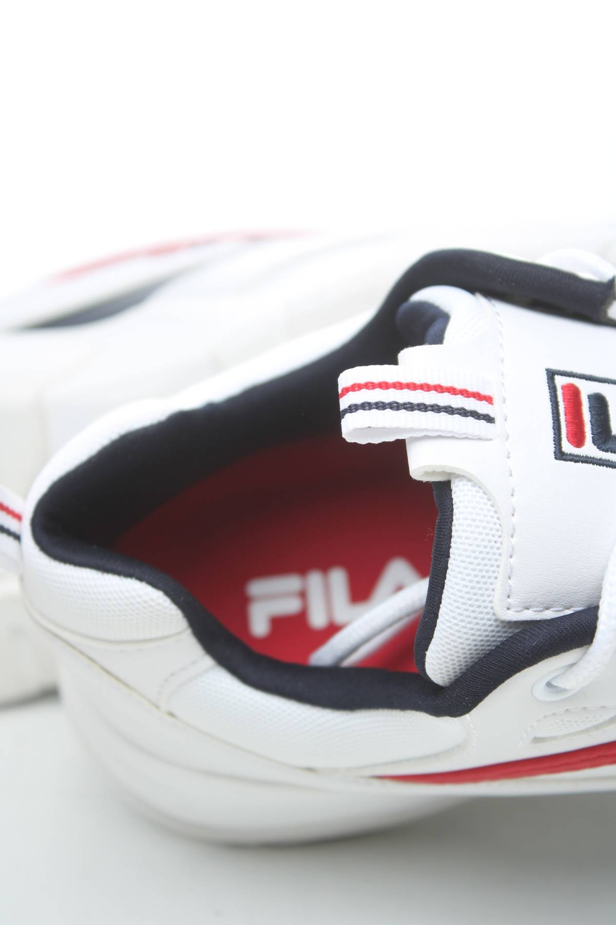 Αθλητικά παπούτσια FILA5