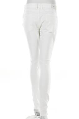 Дамски дънки Pepe Jeans2 - Contour.bg Дамски дънки Pepe Jeans2