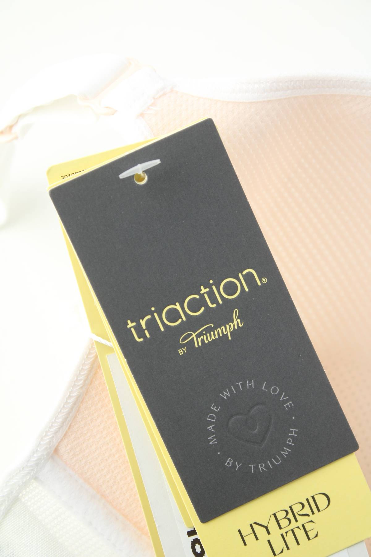 Спортен сутиен Triumph Triaction3