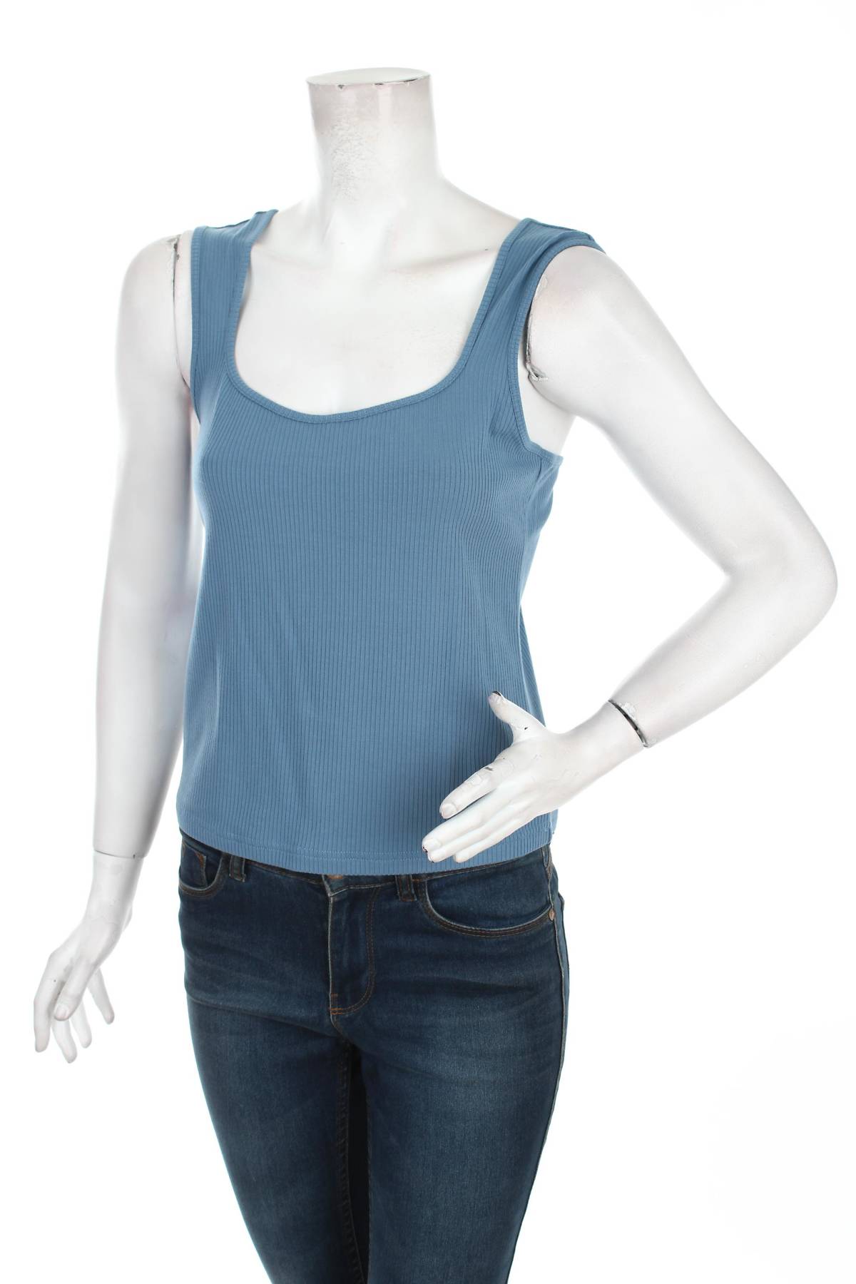 Домашно облекло Triumph1