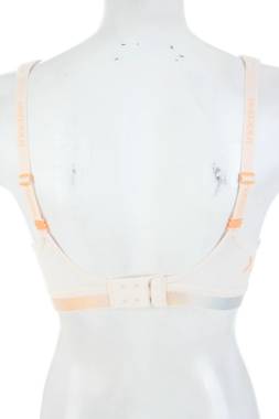 Спортен сутиен Triumph Triaction2