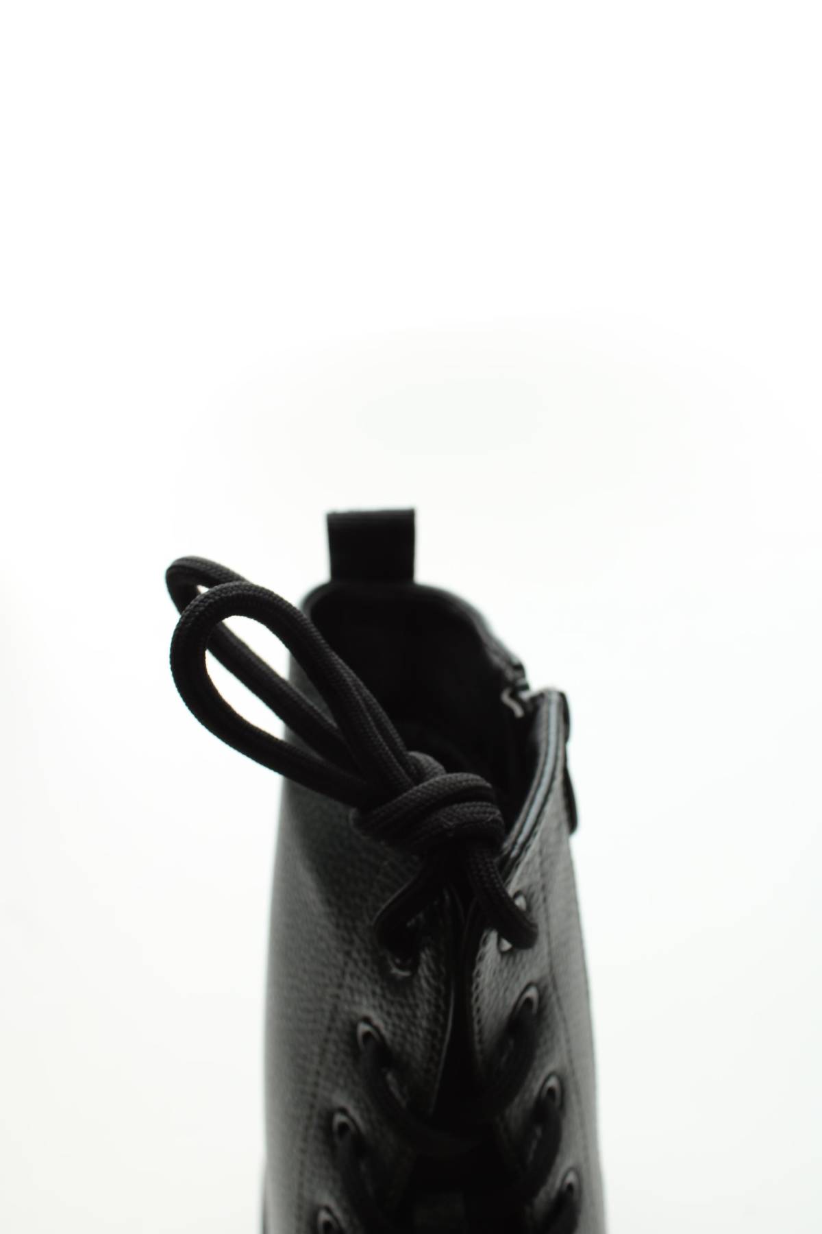 Дамски боти La Strada5