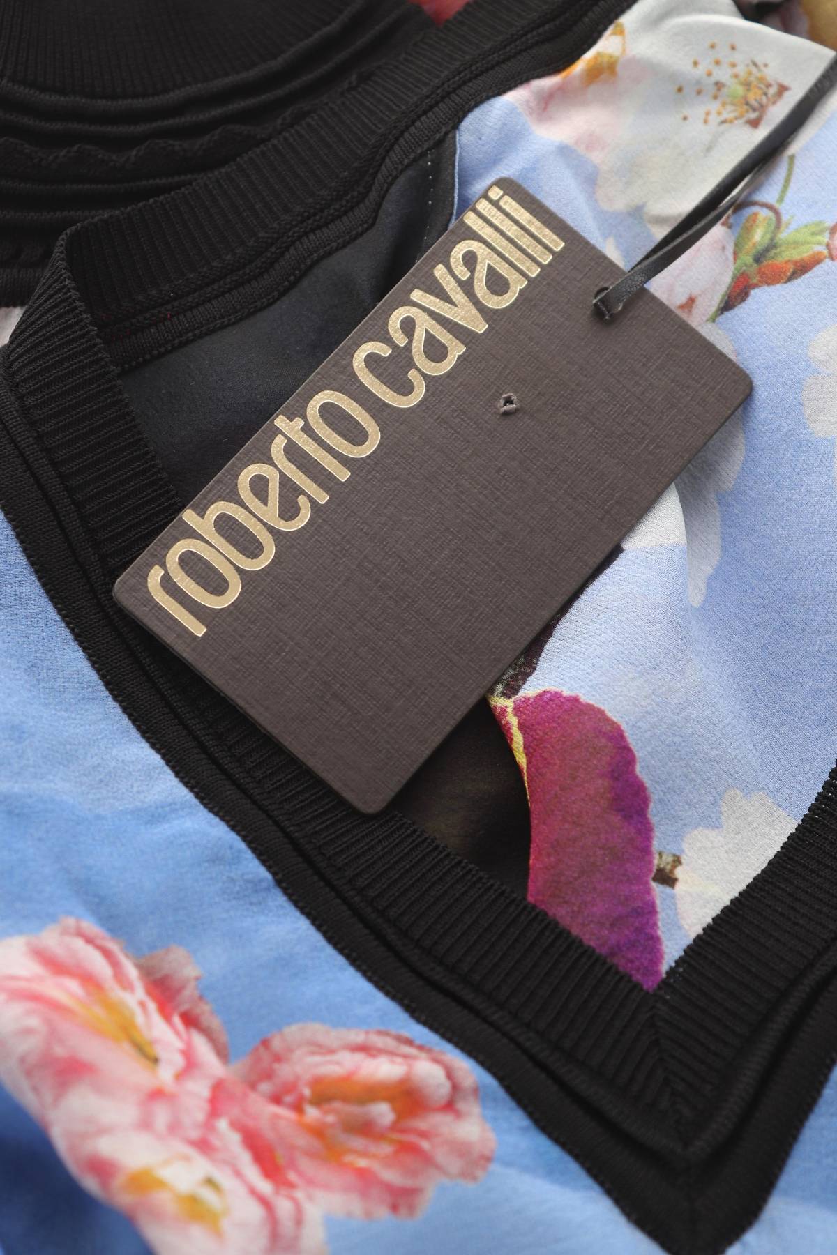 Γυναικεία μπλούζα Roberto Cavalli3 - Contourshop.gr Γυναικεία μπλούζα Roberto Cavalli3