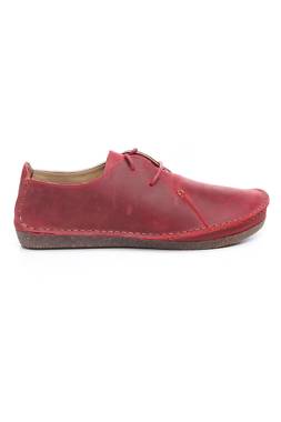 Дамски обувки Clarks1