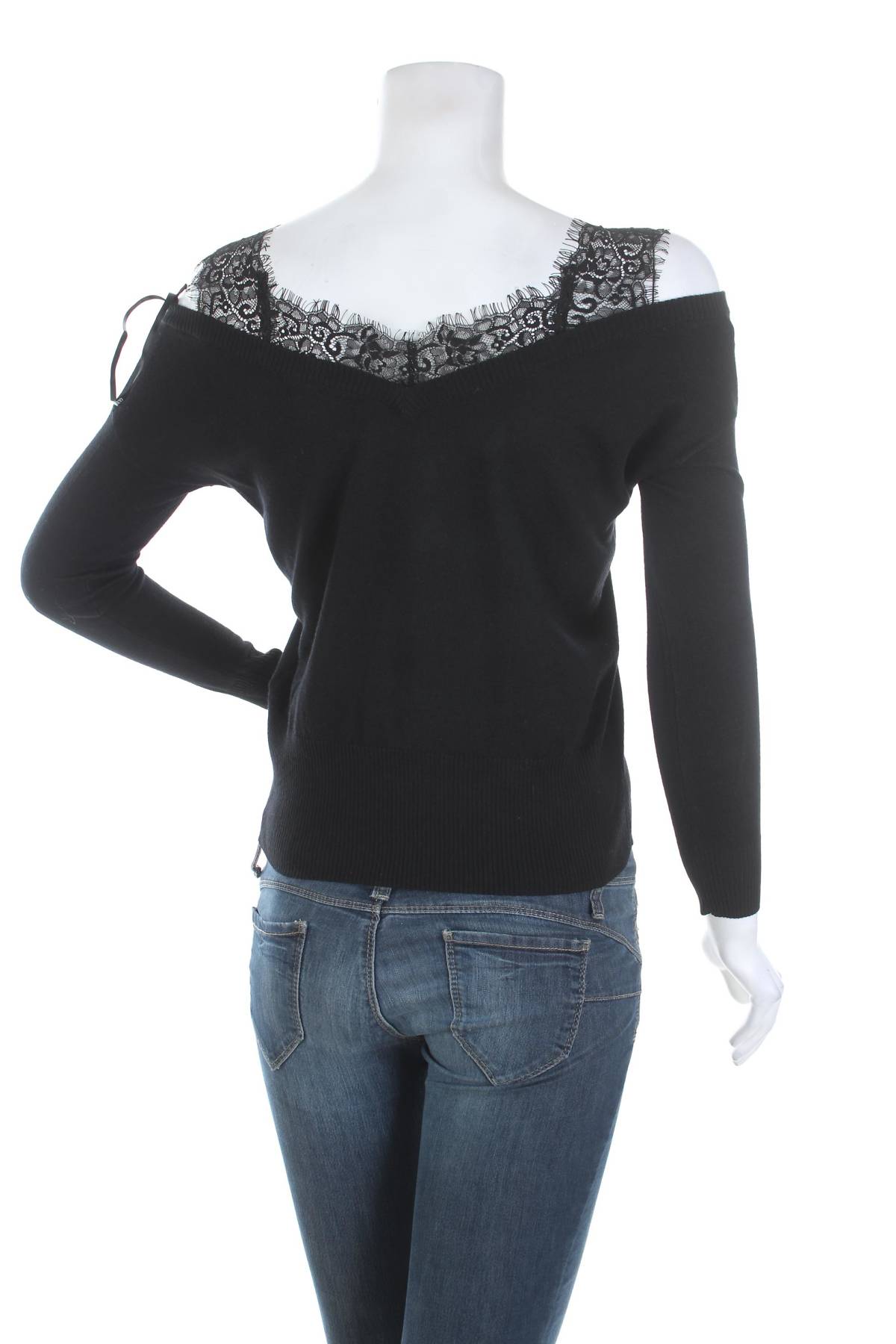 Дамски пуловер Guess2