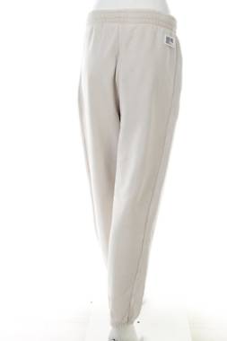 Γυναικείο αθλητικό παντελόνι Viral Vibes2