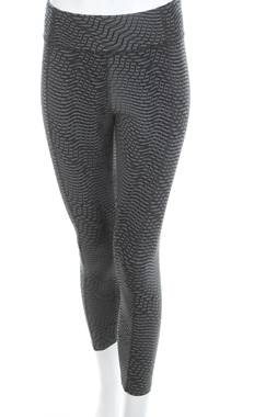 Дамски спортен клин Reebok2