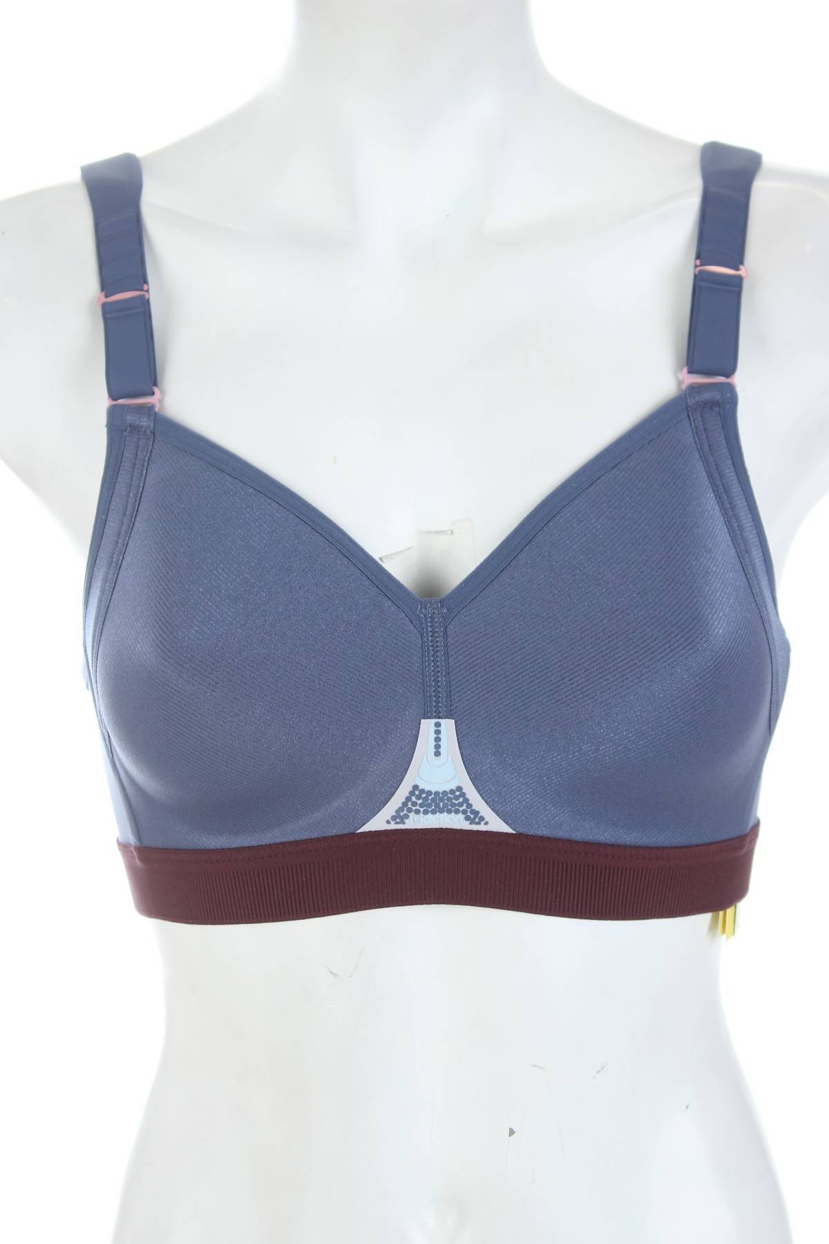 Спортен сутиен Triumph Triaction1